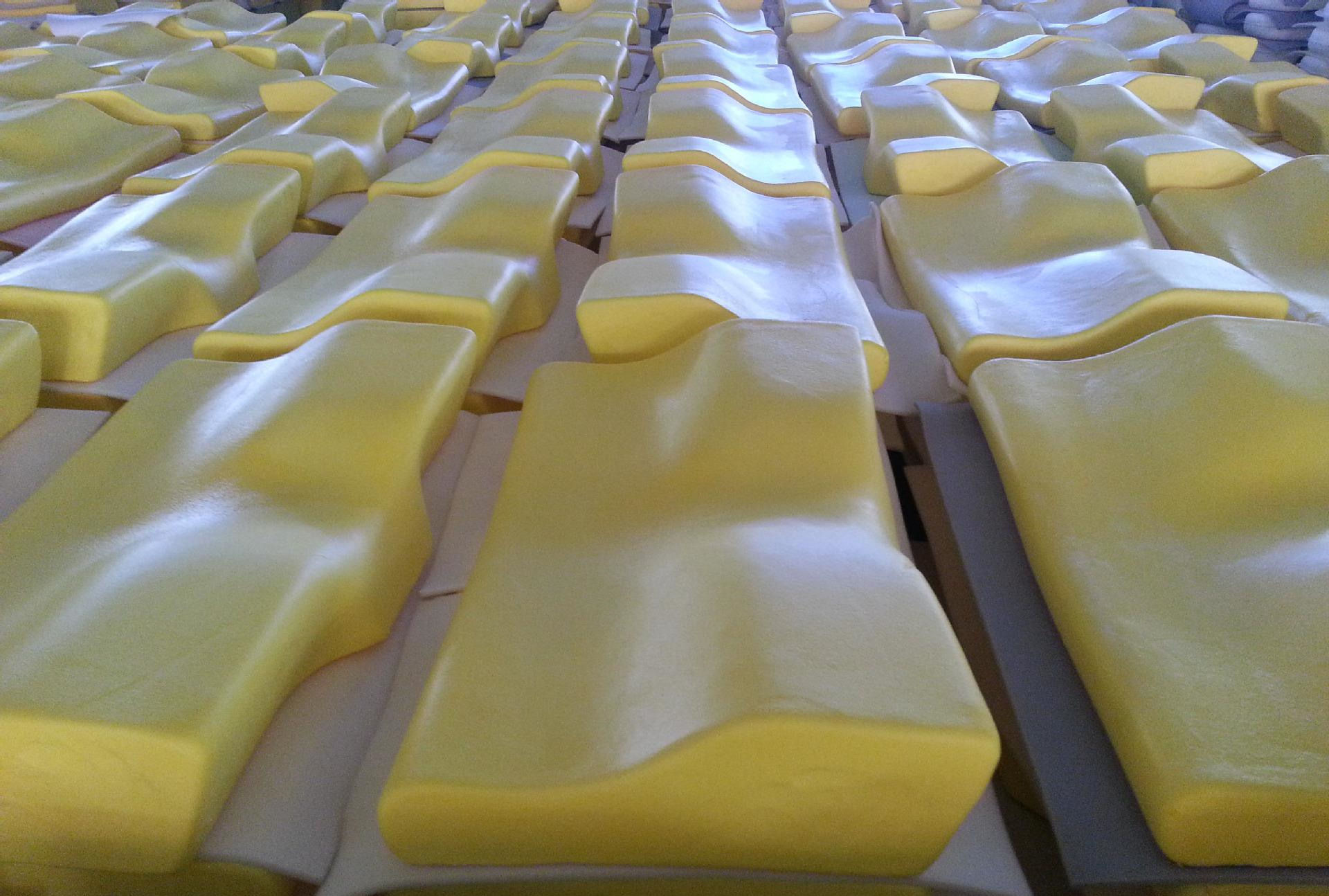 Подушка из пены с эффектом памяти