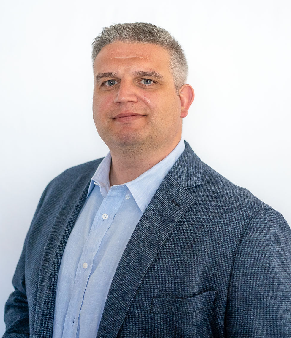 Ciaran_Hamilton_02 (1).jpg