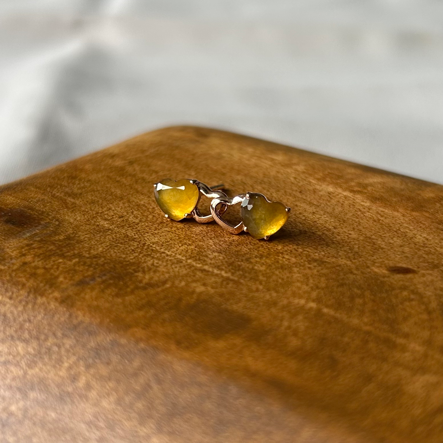 'Heart of Gold' Ear Studs in 18K Rose Gold