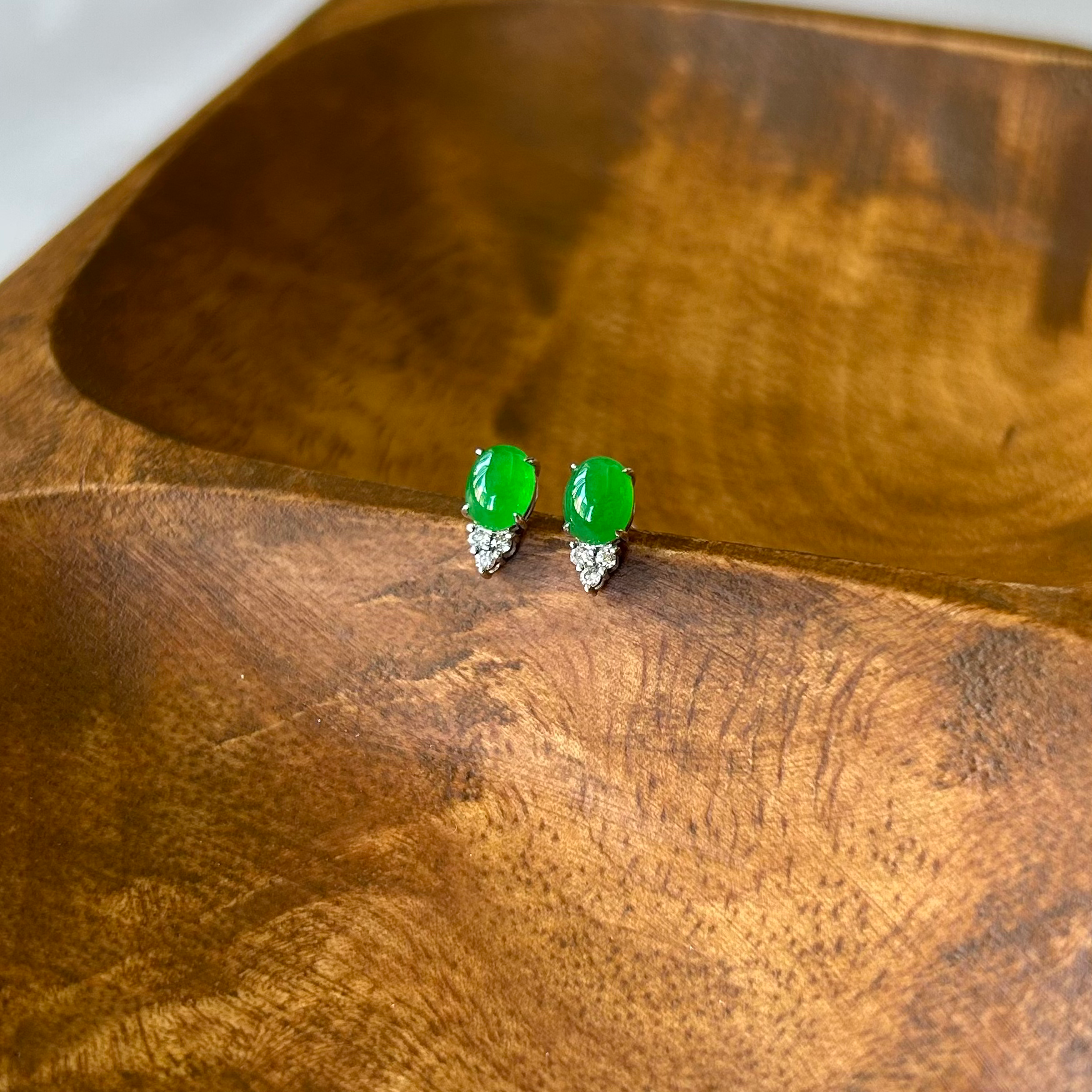 Vivid Green Oval Cabochon Ear Studs in 18K White Gold and Diamonds