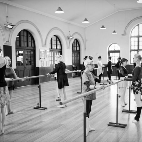 Adult ballet classes are more than exercise or technique; they immerse students in ballet’s rich traditions and culture. Every element carries meaning, from showing respect through time-honoured customs to preparing at the barre to the unique language dancers share. Even the stage customs surrounding shoes and performance reveal a world where traditions shape every step.    At Melbourne Institute of Dance, students discover how these customs preserve ballet’s history. By blending classroom practices with traditions, adult dancers gain insight into the discipline and artistry that define ballet.    Here are five traditions every adult dancer should know.