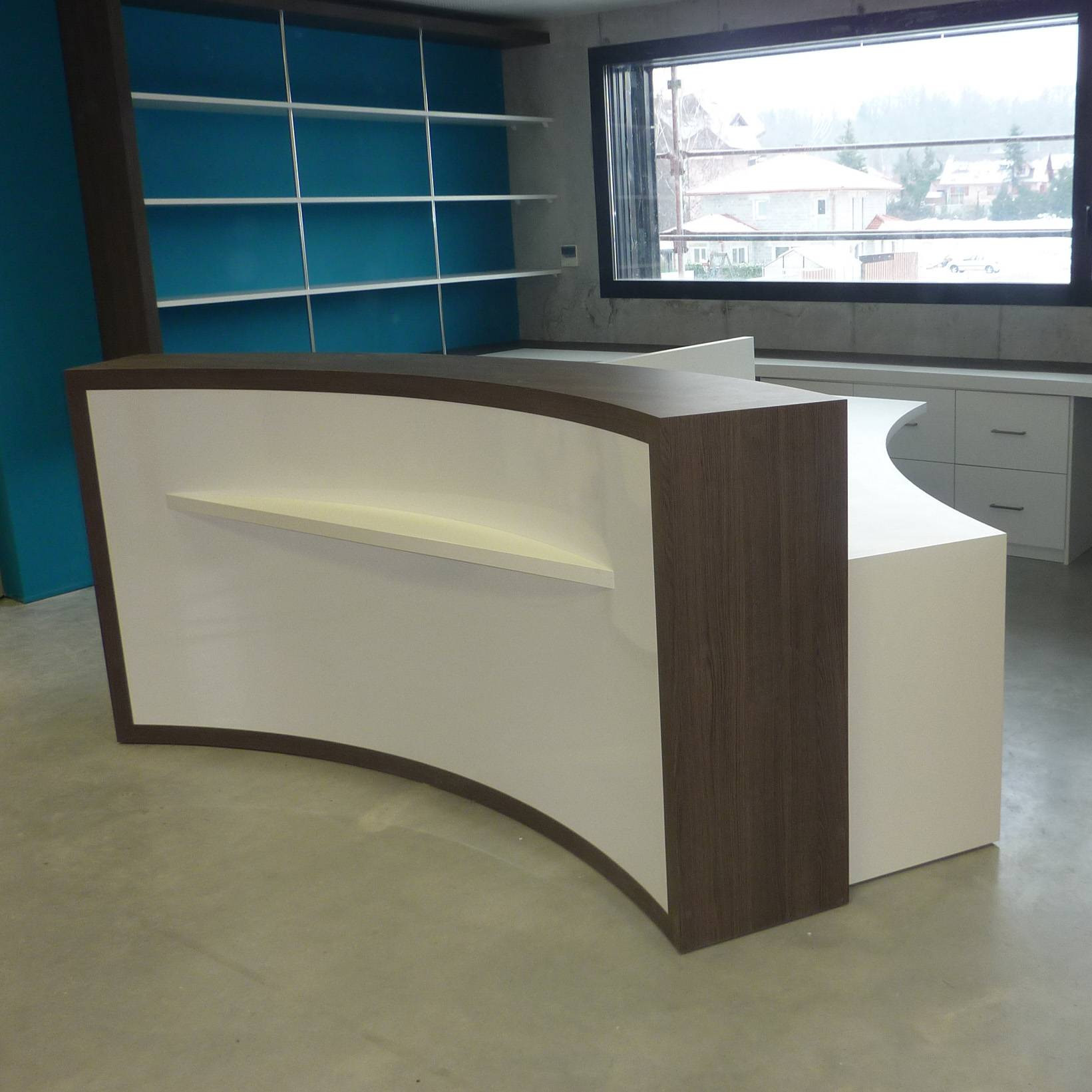 Meublez votre hall d'accueil avec Mobilier Bois Design