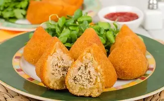 receitas-salgadinhos-de-festa.webp