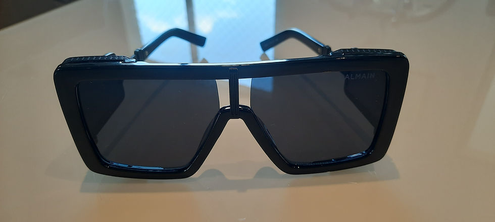 Óculos De Sol Feminino Quadrado - Coleção/2024 + Case