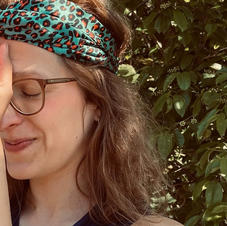 julia 2 yoga.jpeg
