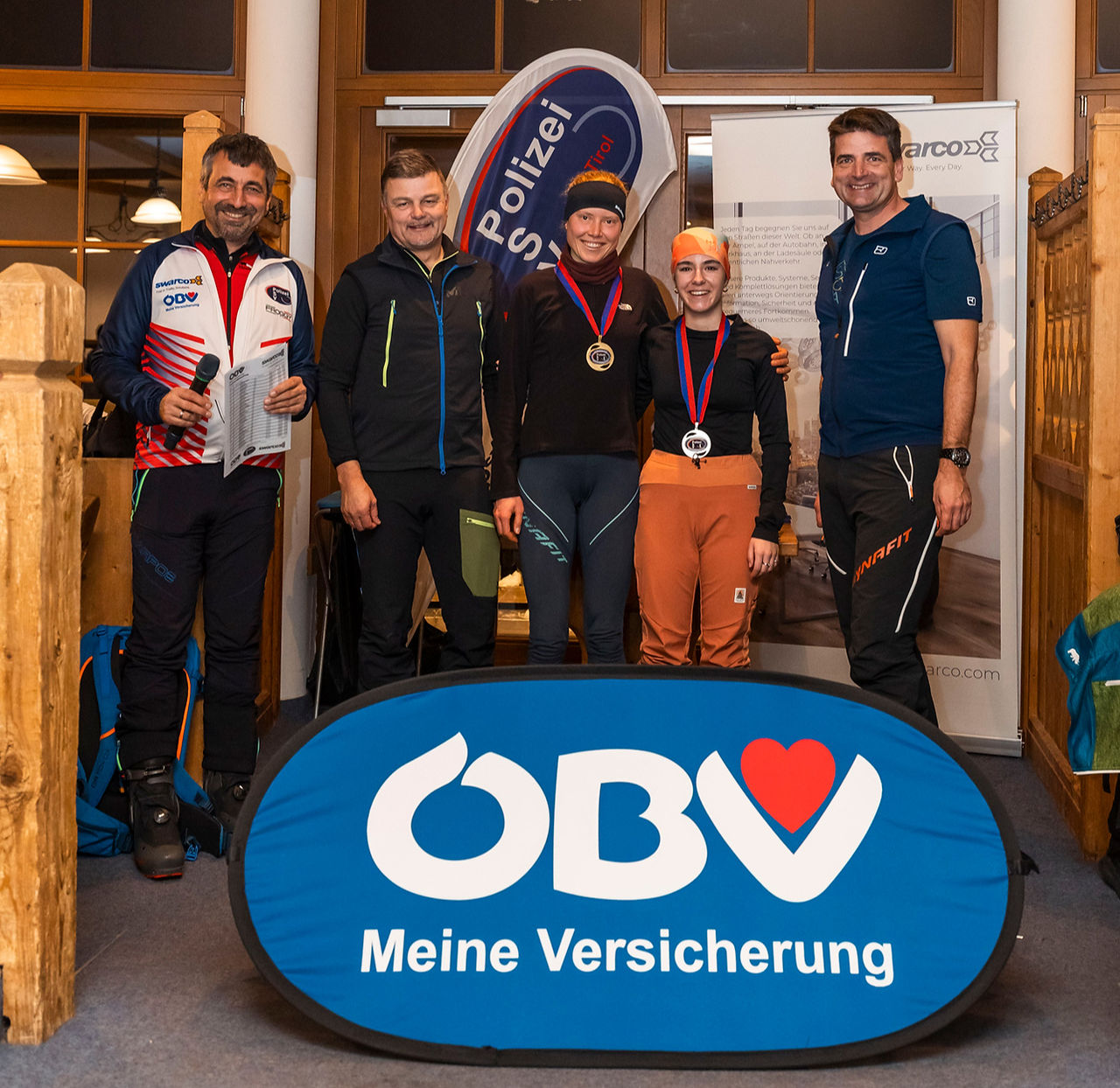 Siegerinnenehrung Gäste Damen