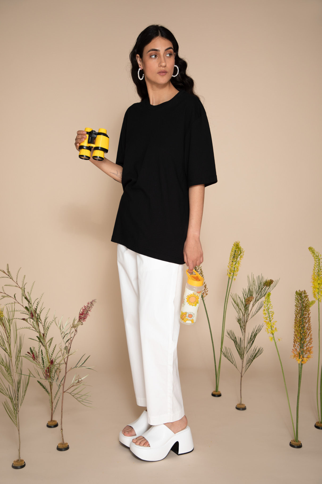 Baggy Grizzly Pants in White from the side