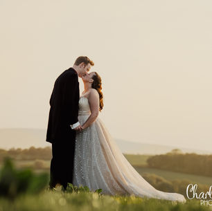 The Oak Barn, Devon. Wedding of Rich & Jennie