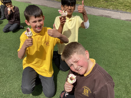 Year 4 Ice cream treat 