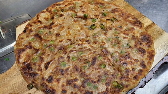 Ambarsariya-aloo Matar Pyaz