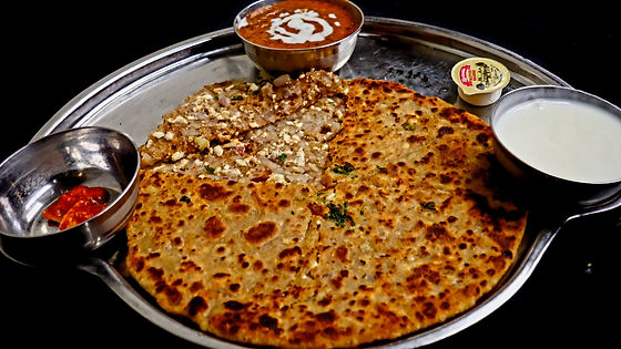 Luckhnavi Andaaz-Aloo, Gobi, Panner, Pyaaz