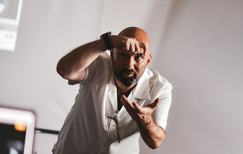 PHOTO_DE_SEBASTIEN_DI_SILVESTRO_ANIMANT_UNE_FORMATION_PHOTO.jpg