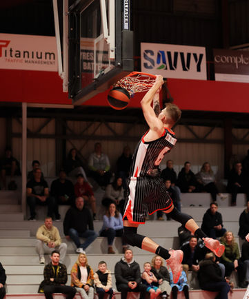 2022-07-10 Illawarra Hawks vs Bankstown Bruins-0T3A8061-NBL1.jpg