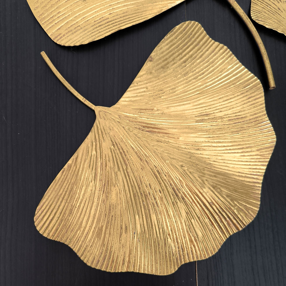 Miniature : Accroche murale, vue de la moyenne feuille de gingko dorée