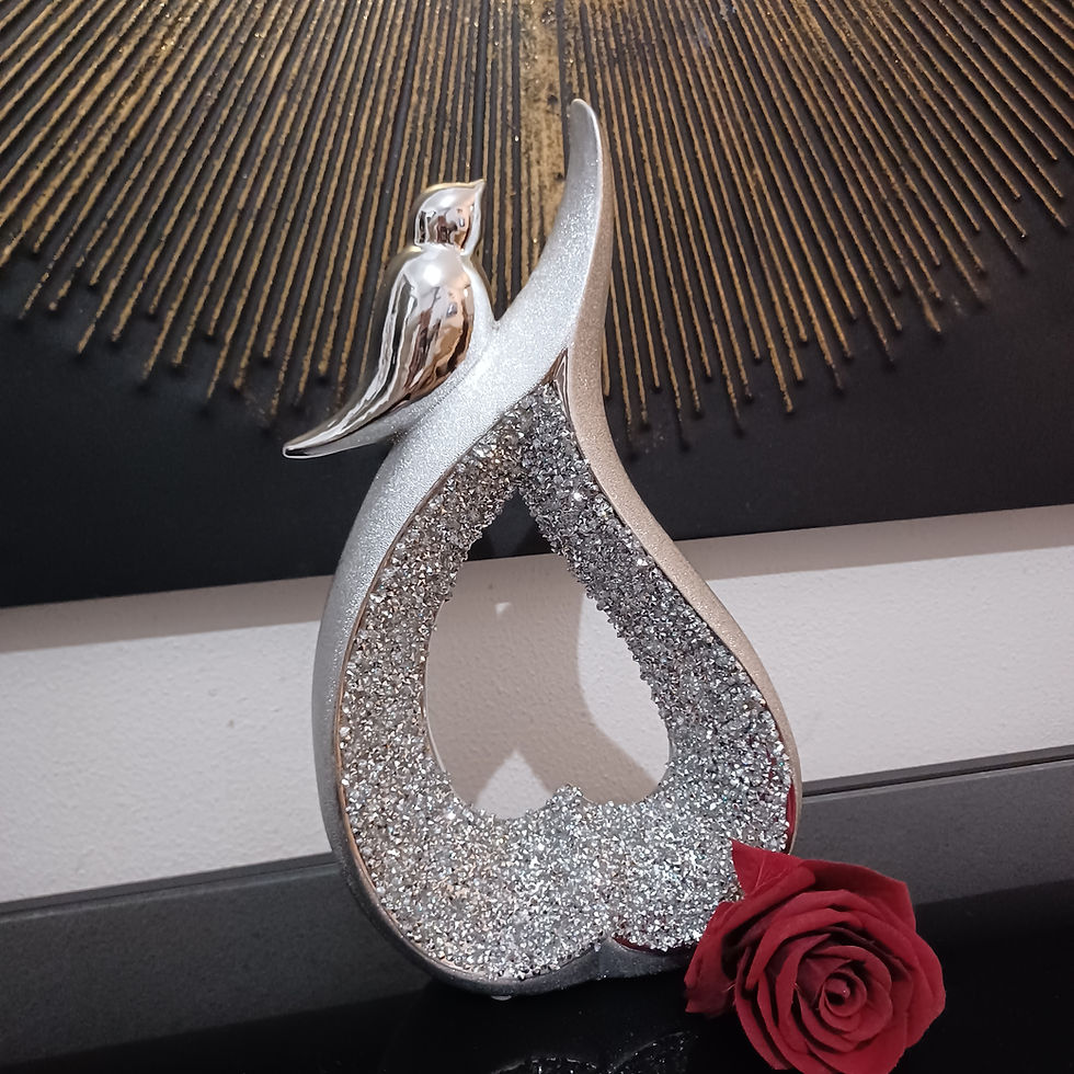 Miniature : Oiseau sur un cœur design en strass 
