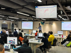 HR and L&D professionals participating in a hands-on data visualization workshop by Steam Building,