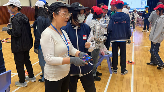 Henrietta-Secondary-School-S3-S4-Students-as-Drone-Tech-Mentors