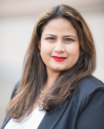 Headshot (1).jpg