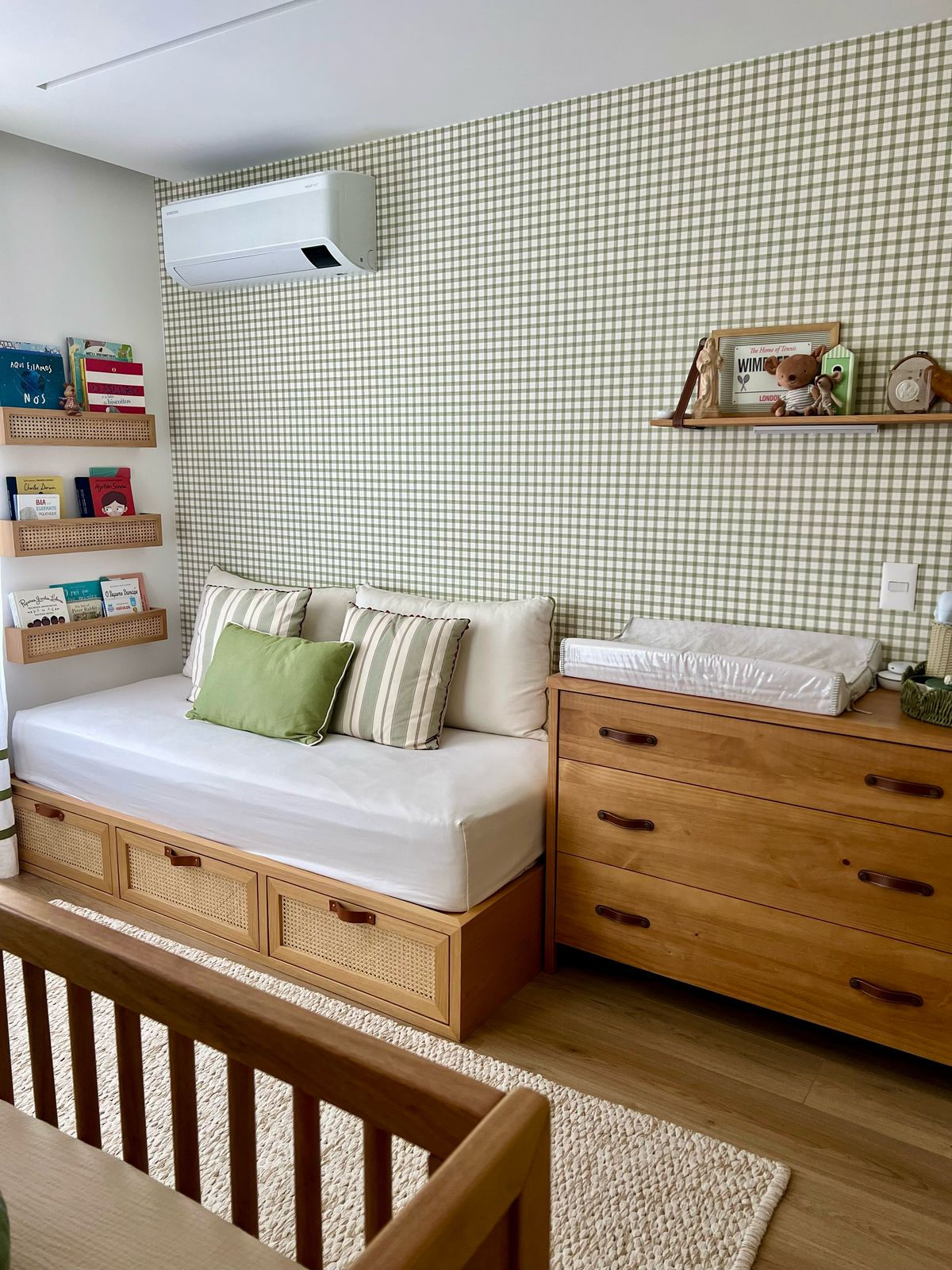 Carta da parati a scacchi verdi - PAPCAA84