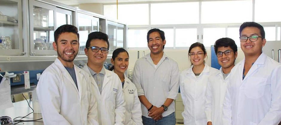 Vega-ArreguÃn-Lab-2019.jpeg