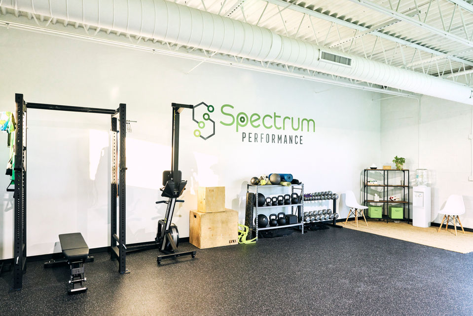 2021_12_12 Spectrum Performance_The Sintoses_6X6A4941.jpg