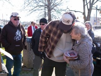 Caleb Plant Donates 100 Hams Local Families of Ashland City