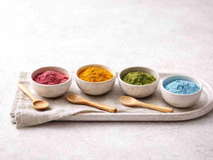 Natural Powder Pantry Guide: Beetroot, Turmeric, Matcha & Spirulina in small ceramic bowls