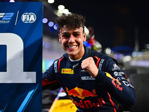 OFFICIELLT: Arvid Lindblad får FIA Superlicens – Red Bulls 17-åring nu körklar för F1