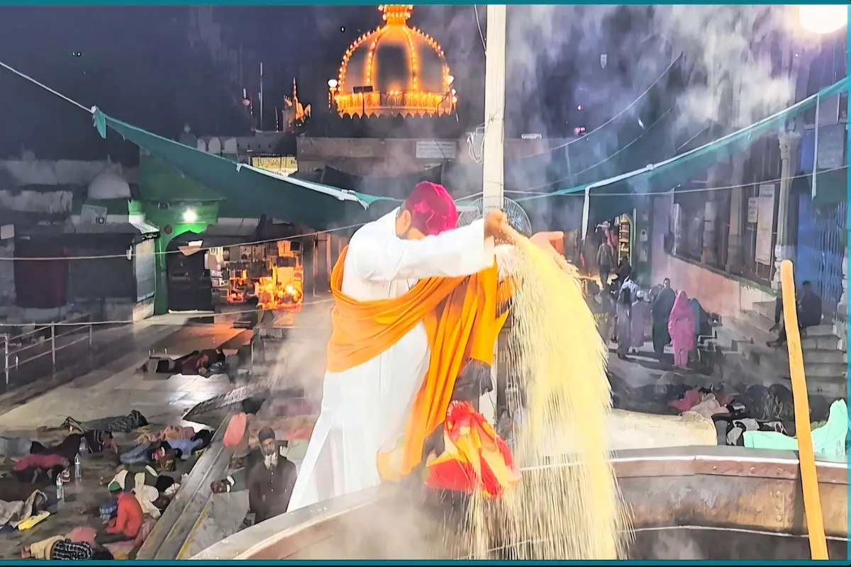 Urs gathering at Ajmer Sharif with devotees arriving from far places