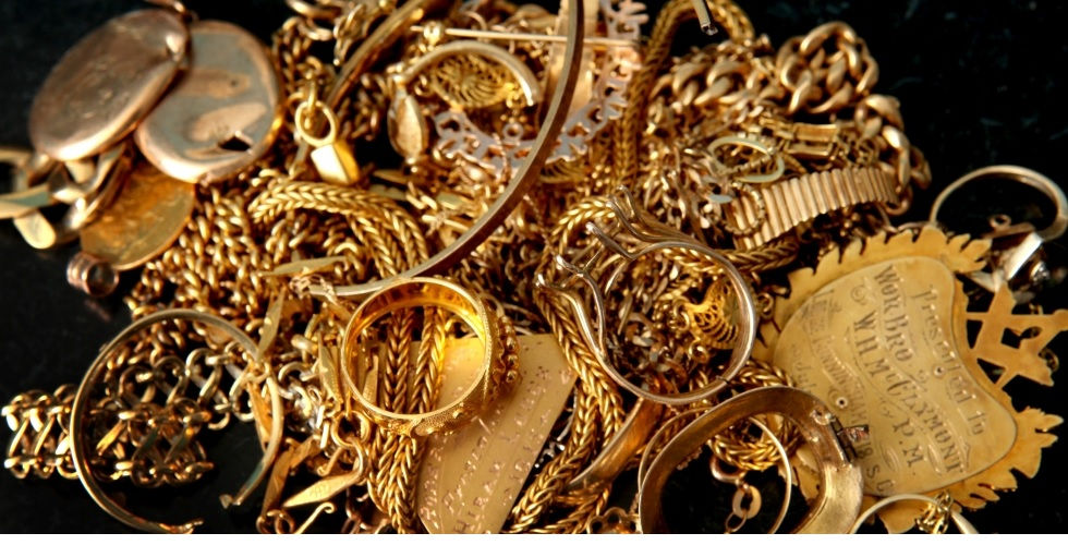 Gold Chains at Pawn Shops