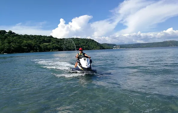 jet-ski-tour-4-manuel-antonio.webp