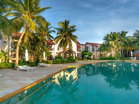 Hotel resort pool