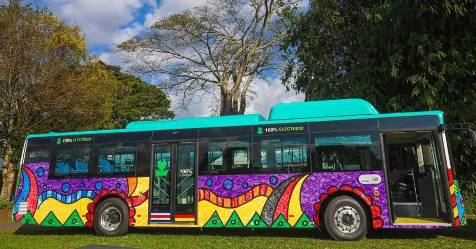 Public Bus Guanacaste Airport