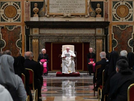 O Papa: a vida consagrada não pode faltar na Igreja e no mundo