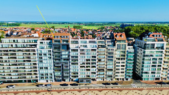 penthouse op de zeedijk te Duinbergen, Zeebergen.