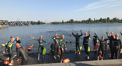 Cursisten ATAC Amsterdam Open water zwemmen
