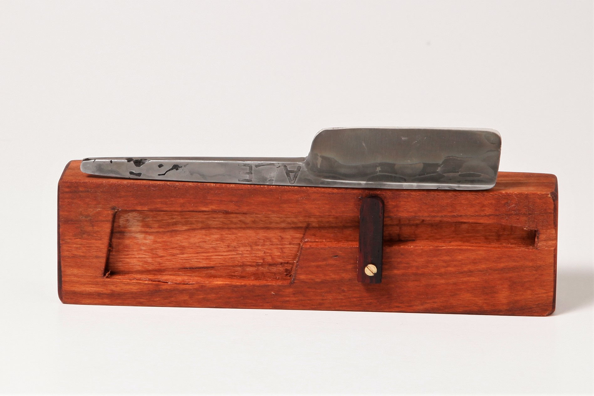 Kamisori-Style Straight Razor