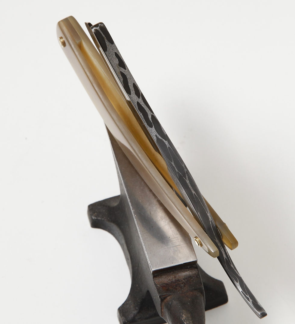 Thumbnail: Canister Damascus Straight Razor.