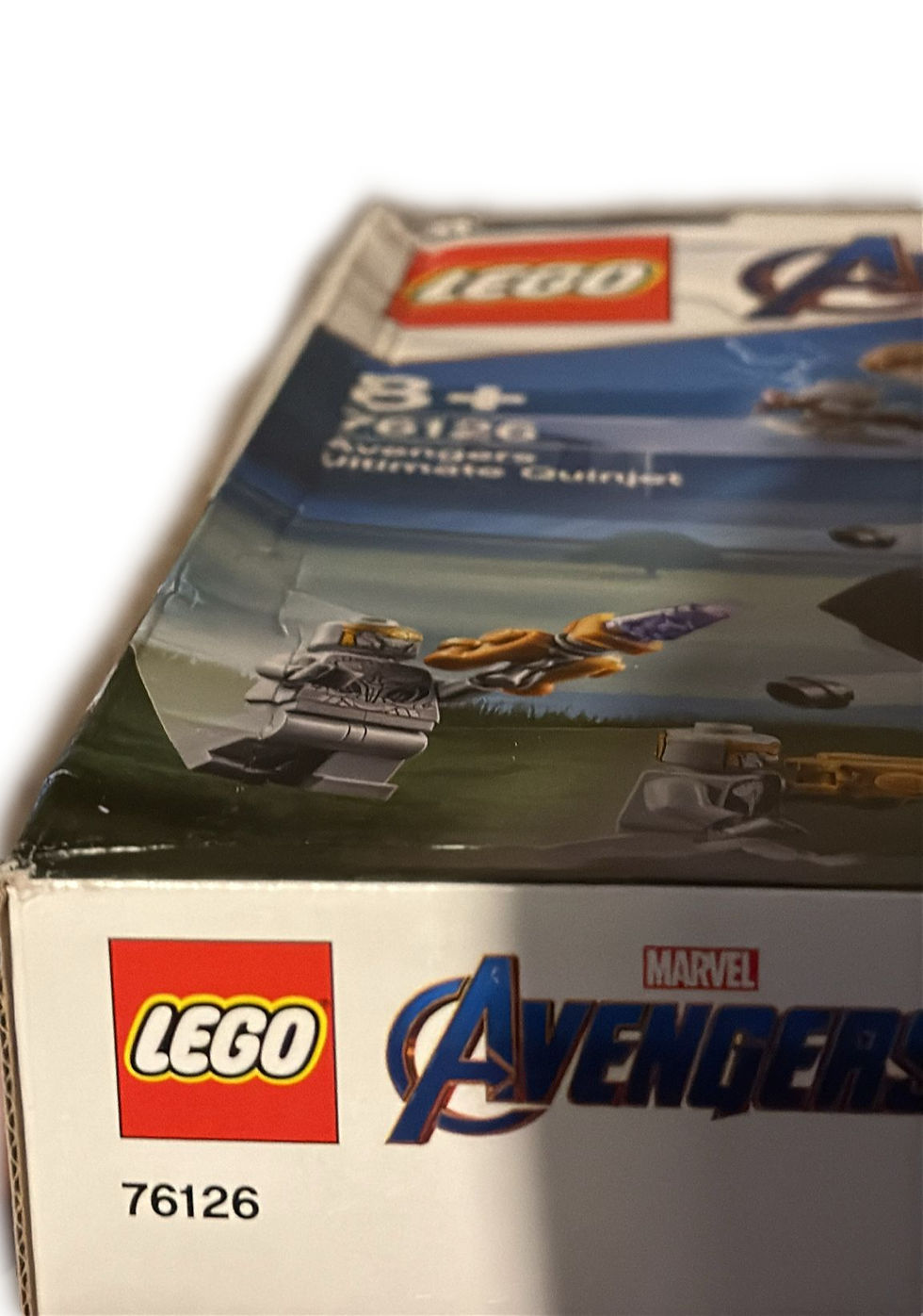 Thumbnail: LEGO Marvel Super Heroes 76126 : Avengers Ultimate Quinjet