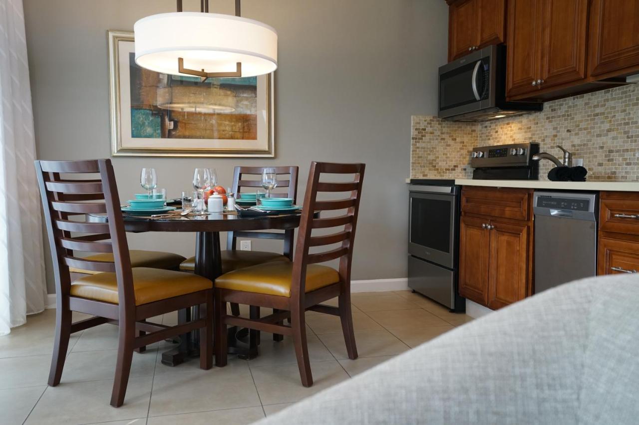Welk Resorts San Diego villa kitchen and dining