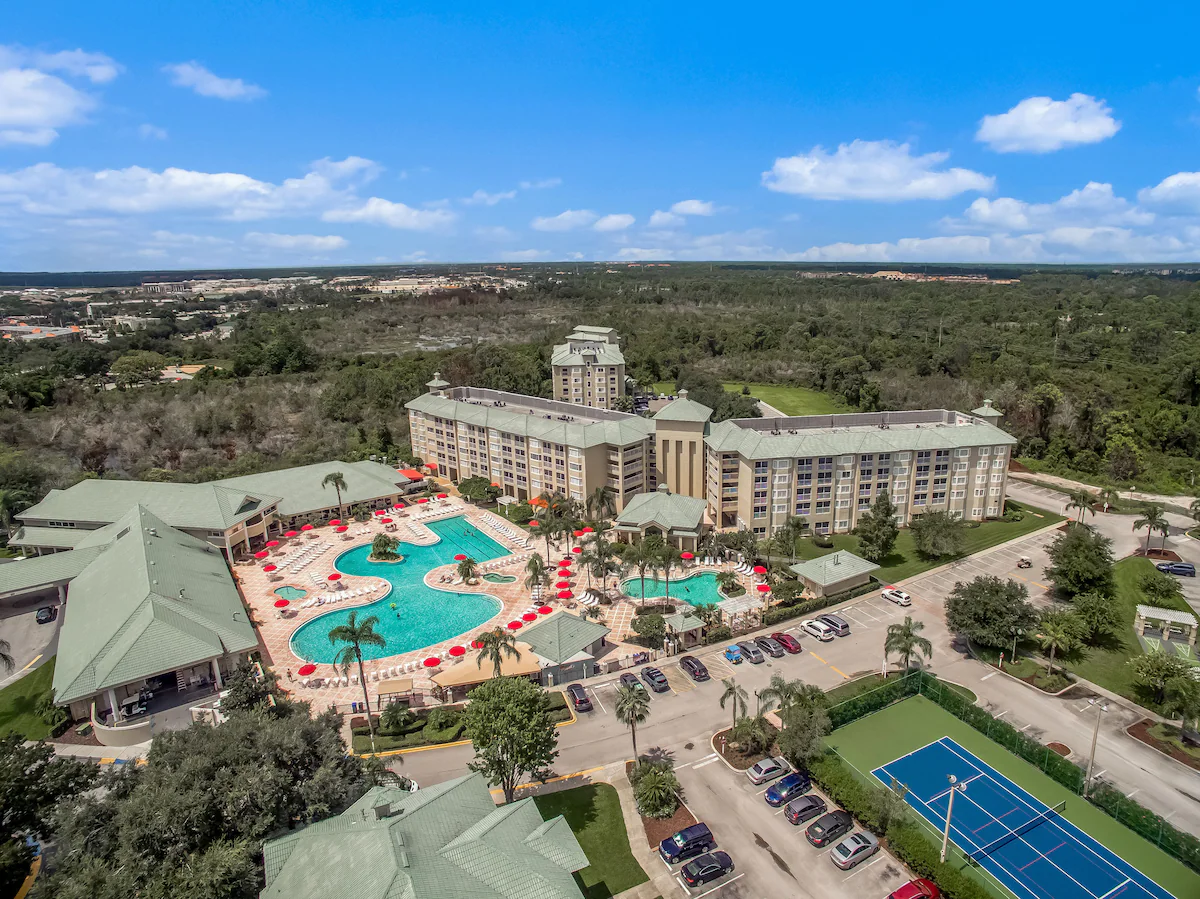 outdoor view of silver lake resort