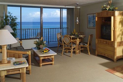 Kahana Beach Resort oceanview living room