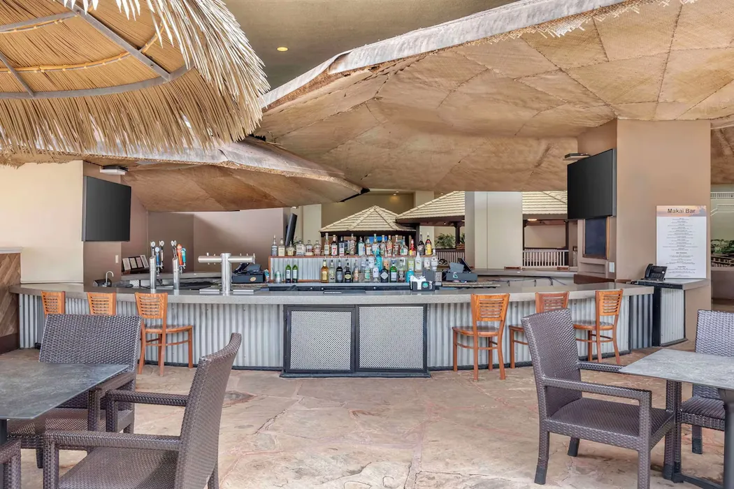 Open-air bar at Hilton Kaanapali Beach Club in Maui