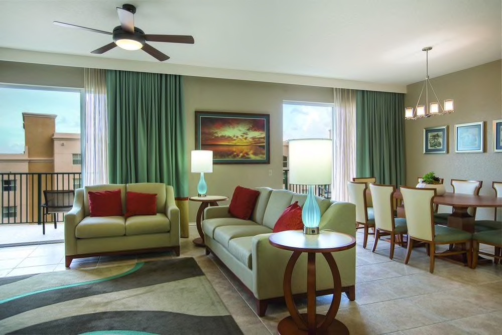 Wyndham timeshare suite living and dining room