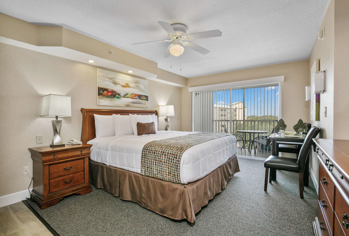 Silver lake resort bedroom