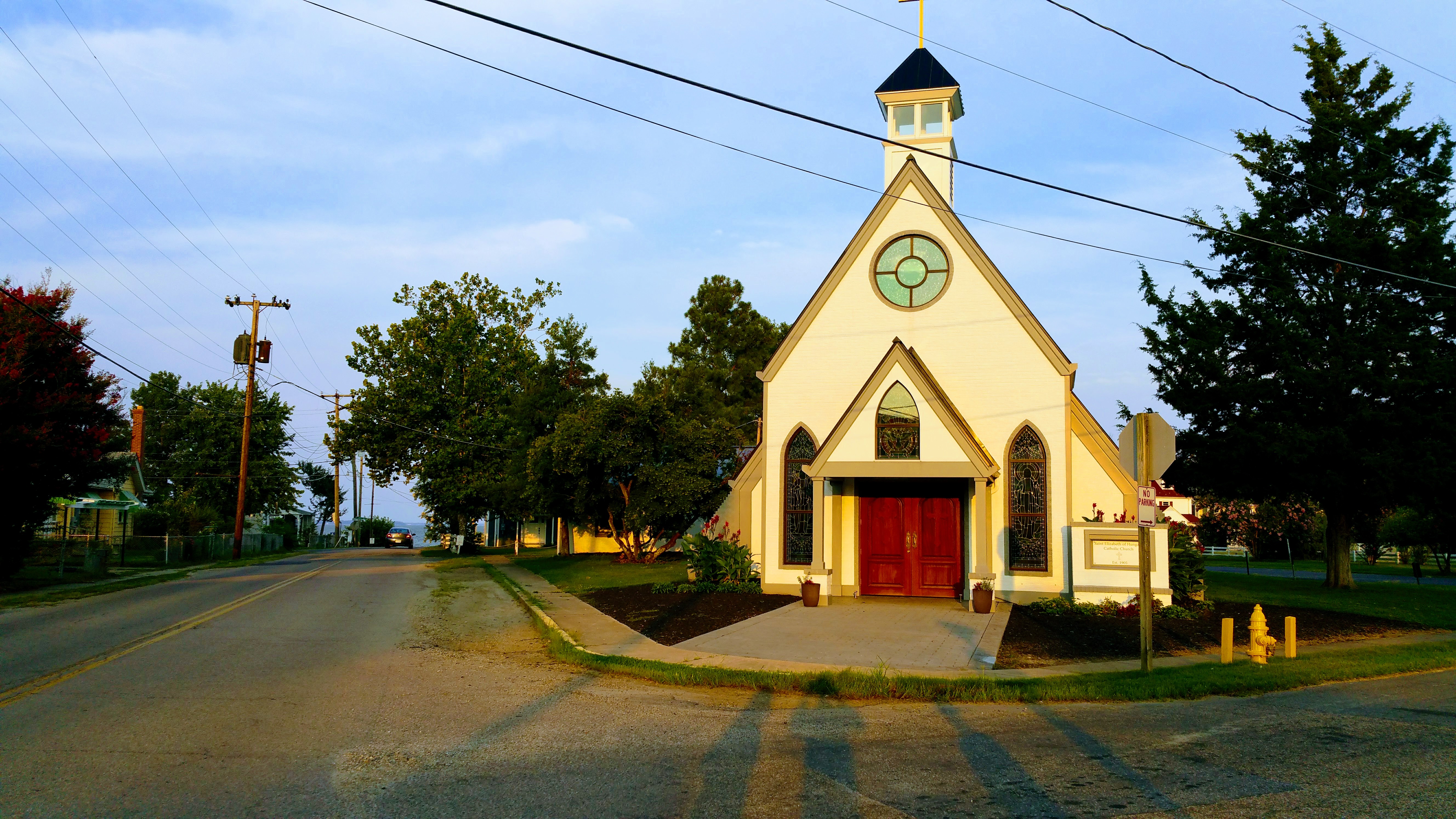 Explore Colonial Beach Plaza Bed and Breakfast