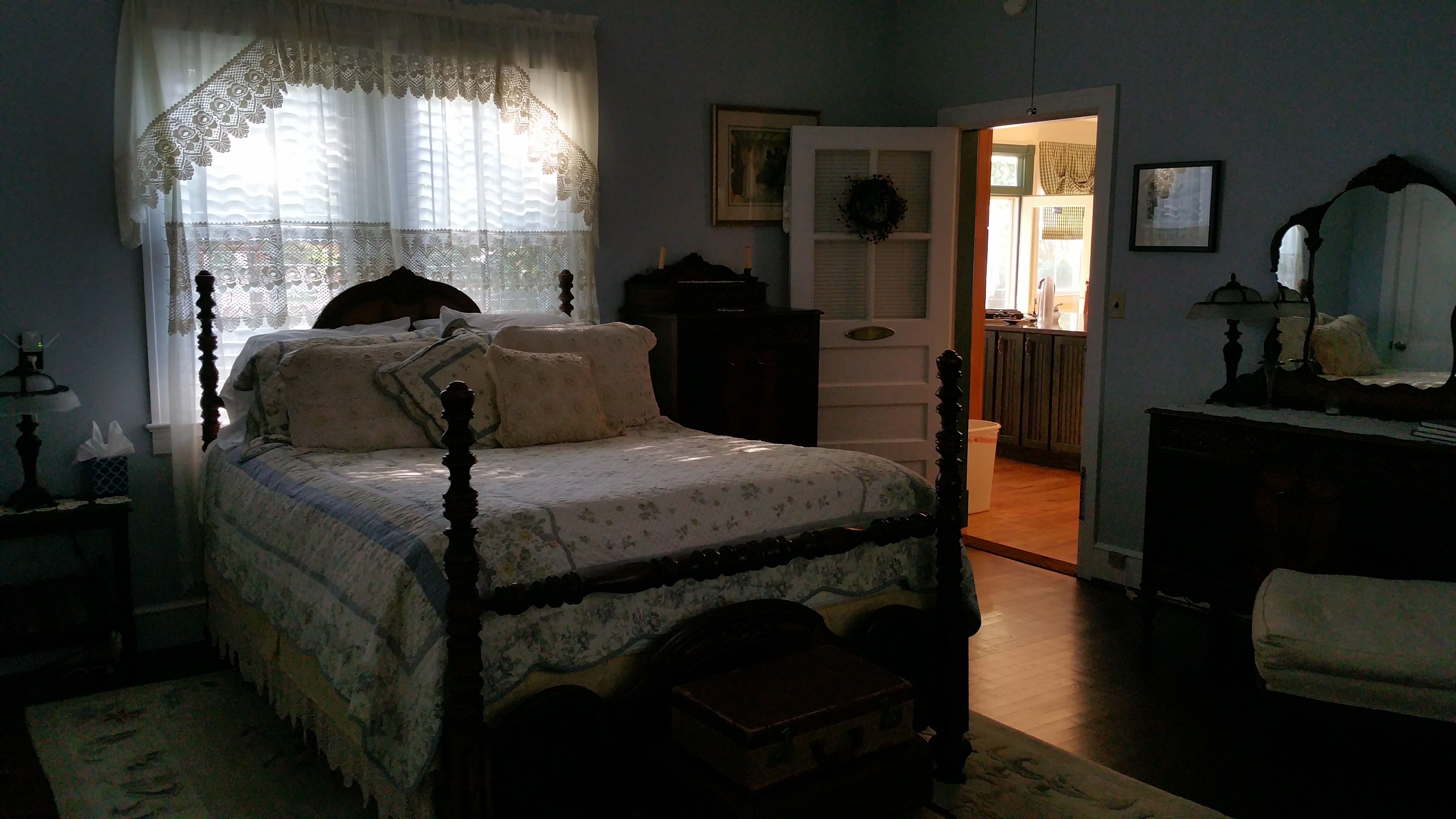 Explore Colonial Beach Plaza Bed and Breakfast