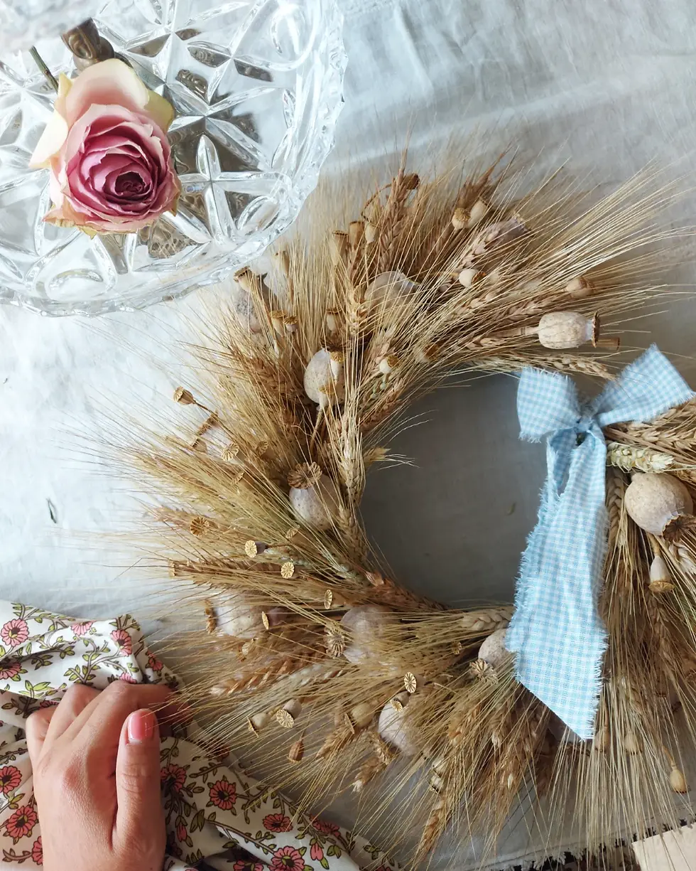 Ghirlanda di fiori secchi fatta a mano stile romantico