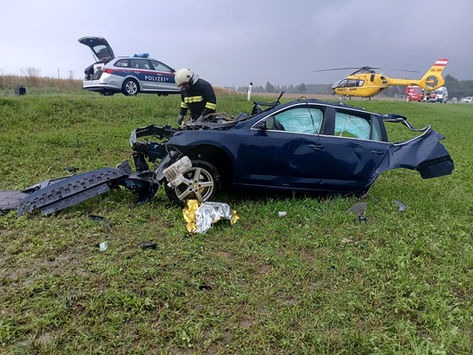 Verkehrsunfall mit Personenrettung