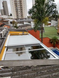 Vidro Laminado Refletivo Cinza